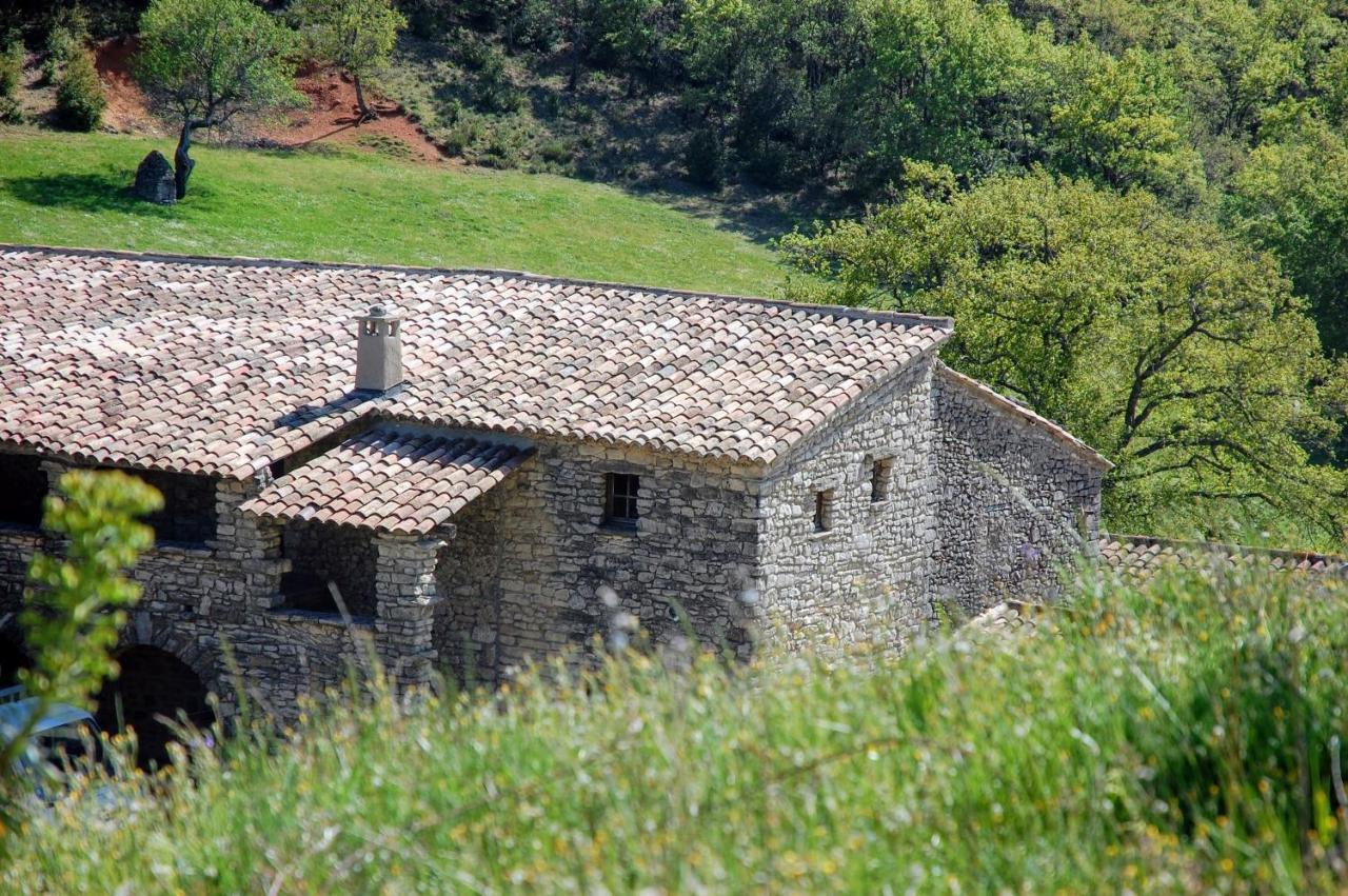 Le Domaine Du Castellas Sivergues Exterior foto