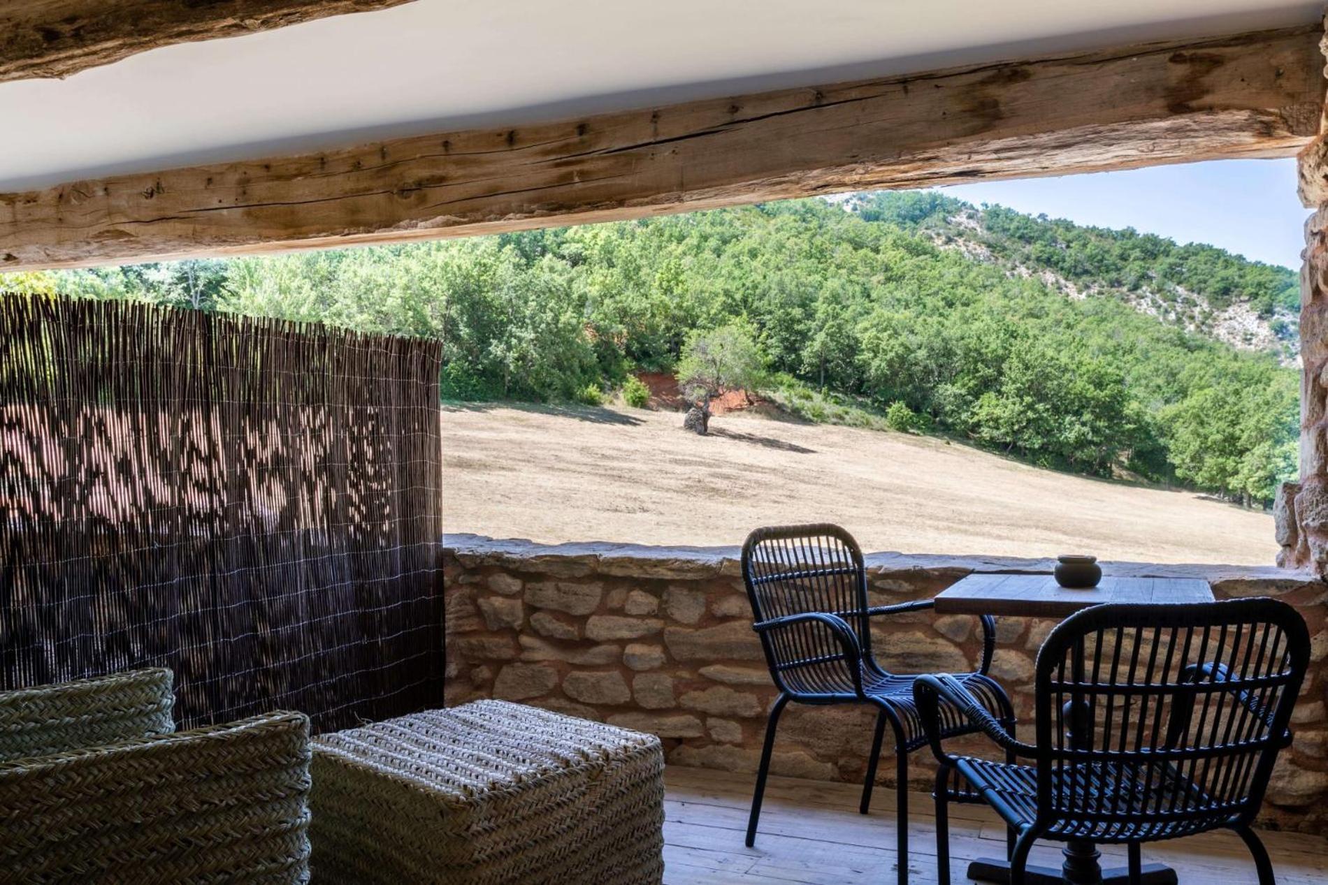 Le Domaine Du Castellas Sivergues Exterior foto